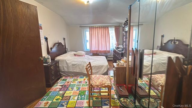 143-16 Franklin Avenue, Flushing, NY 11355