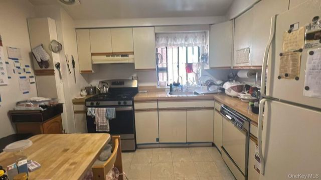 143-16 Franklin Avenue, Flushing, NY 11355