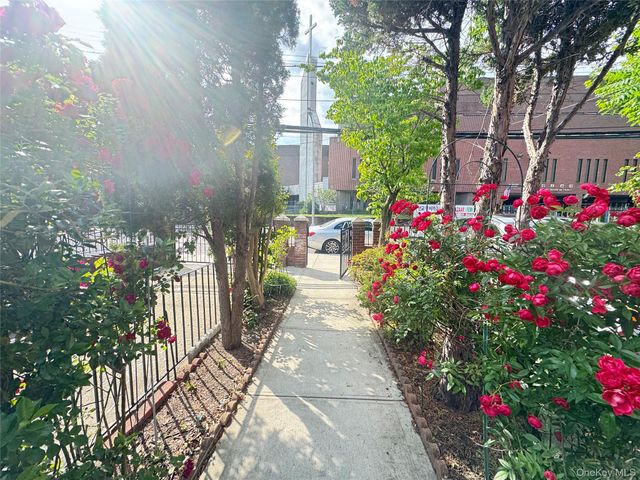 143-16 Franklin Avenue, Flushing, NY 11355