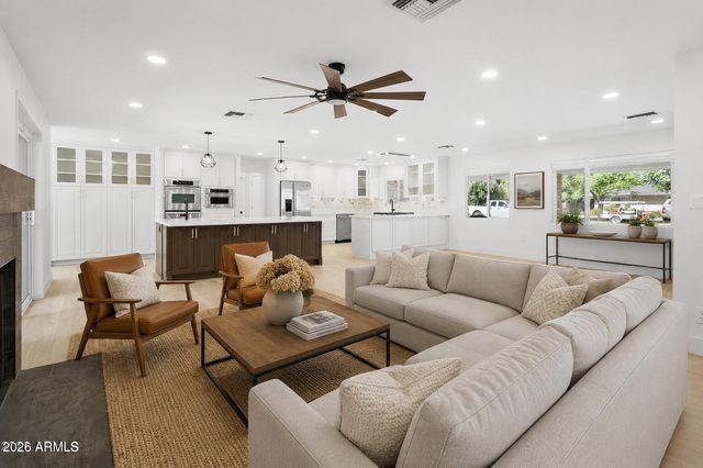 7801 N 16TH Lane, Phoenix, AZ 85021