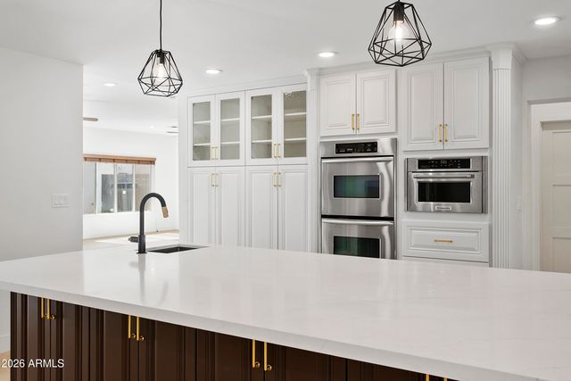 7801 N 16TH Lane, Phoenix, AZ 85021