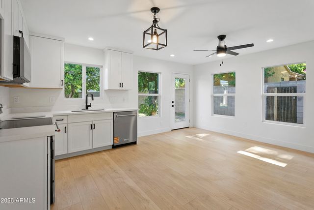 7801 N 16TH Lane, Phoenix, AZ 85021