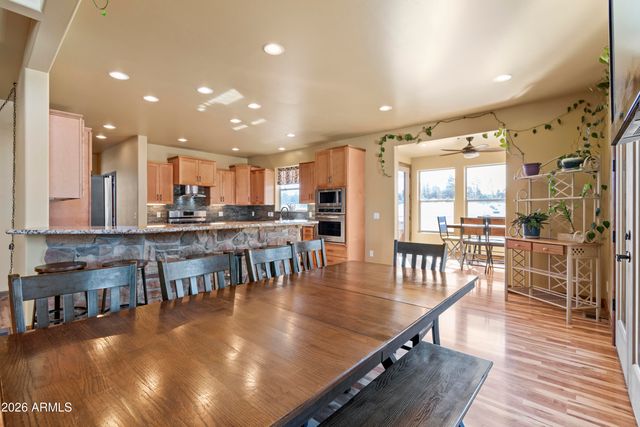 816 FERN Way, Show Low, AZ 85901