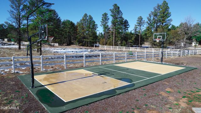 816 FERN Way, Show Low, AZ 85901