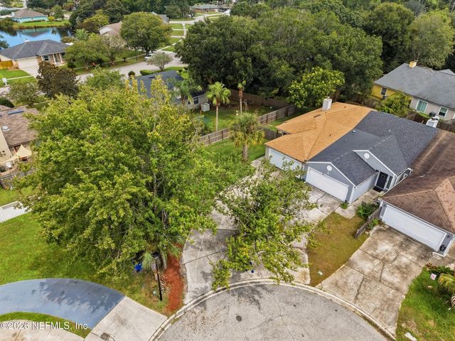 897 CANDLEKNOLL Lane, Jacksonville, FL 32225