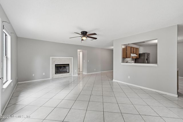 897 CANDLEKNOLL Lane, Jacksonville, FL 32225
