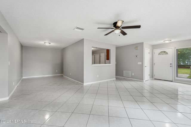 897 CANDLEKNOLL Lane, Jacksonville, FL 32225