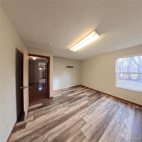 2709 Sassy Lane, Belleville, IL 62226