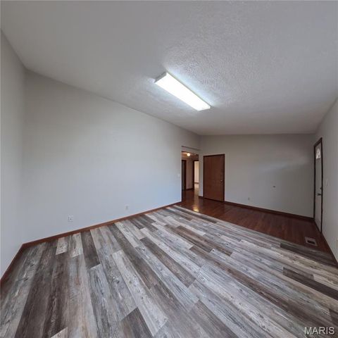 2709 Sassy Lane, Belleville, IL 62226