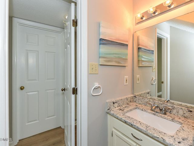 4916 Royal Adelaide Way, Raleigh, NC 27604