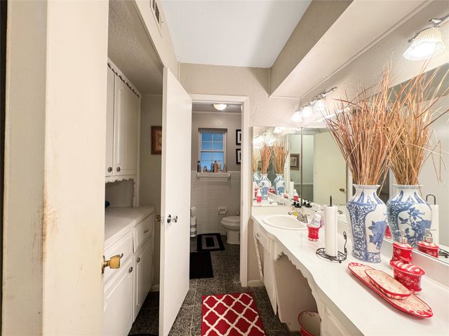 5121 Chalet Lane, Dallas, TX 75232