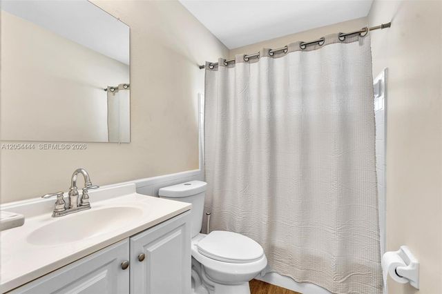 4561 NW 16th Ter, Tamarac, FL 33309