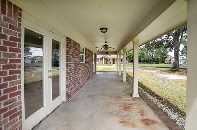21750 Lakewood Lane, Chandler, TX 75758