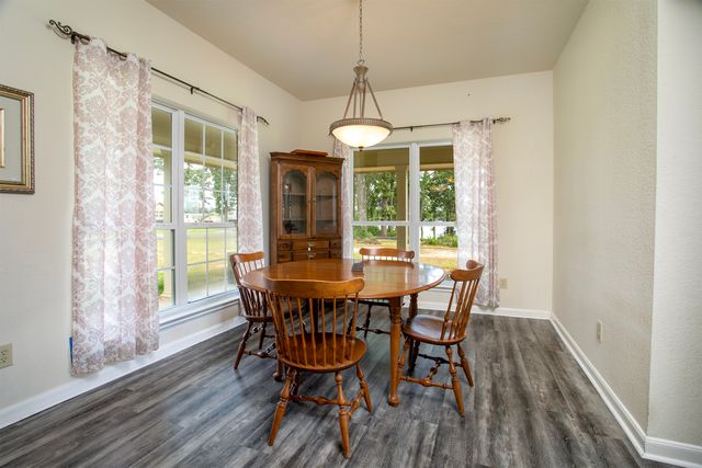21750 Lakewood Lane, Chandler, TX 75758