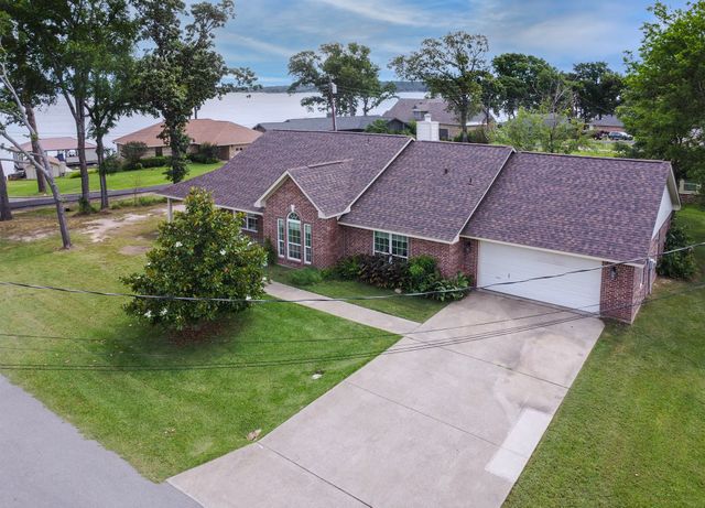 21750 Lakewood Lane, Chandler, TX 75758