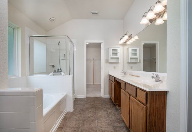 21750 Lakewood Lane, Chandler, TX 75758