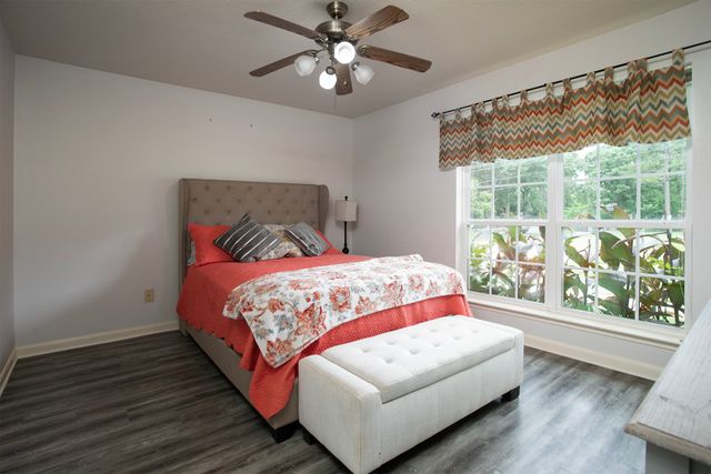 21750 Lakewood Lane, Chandler, TX 75758
