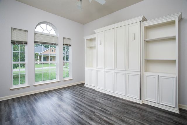 21750 Lakewood Lane, Chandler, TX 75758