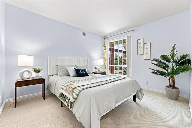 2142 Fallen Leaf, Tustin, CA 92780