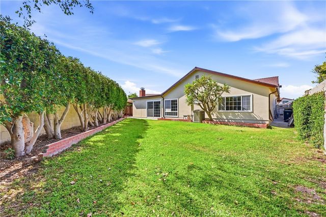 2142 Fallen Leaf, Tustin, CA 92780