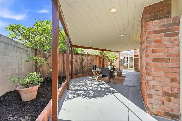 2142 Fallen Leaf, Tustin, CA 92780