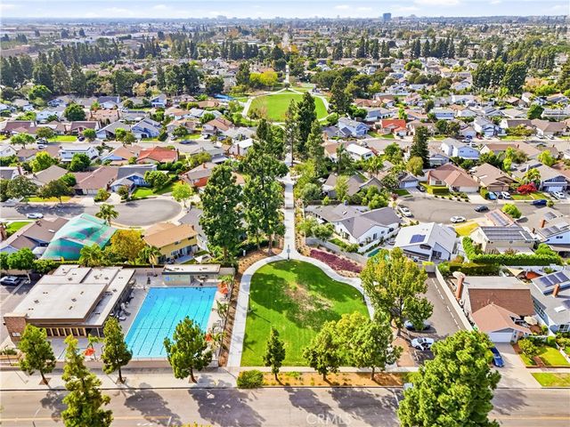 2142 Fallen Leaf, Tustin, CA 92780