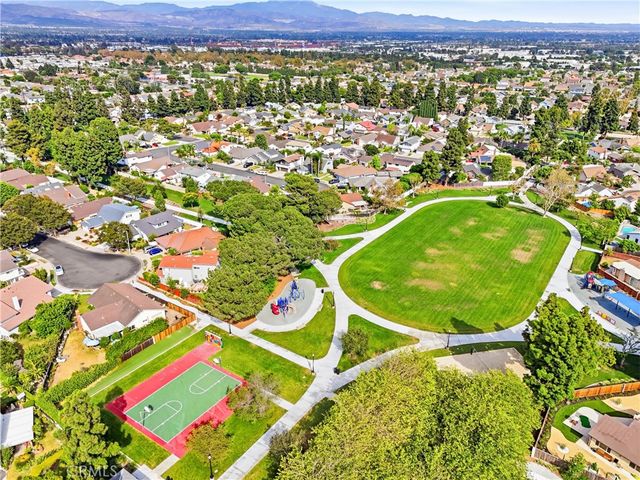 2142 Fallen Leaf, Tustin, CA 92780