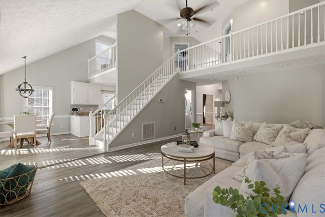 5300 Nairn Ln, Chester, VA 23831