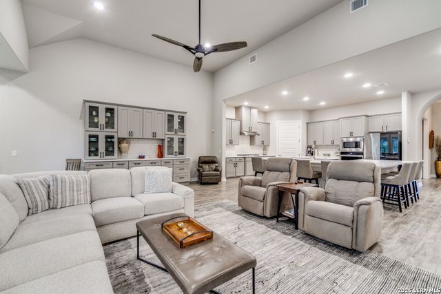 28331 Charlotte Cove, San Antonio, TX 78260