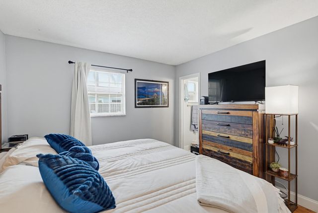 1864 SE Lafayette Street, Stuart, FL 34997