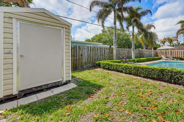 1864 SE Lafayette Street, Stuart, FL 34997