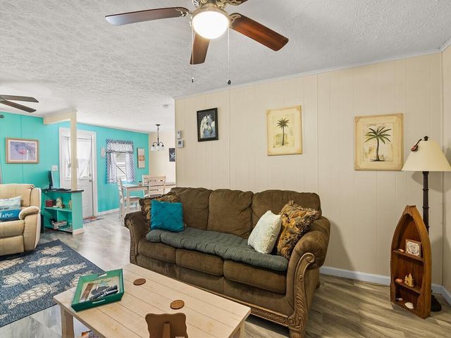 9 SE Kassaba Lane, Port St Lucie, FL 34952