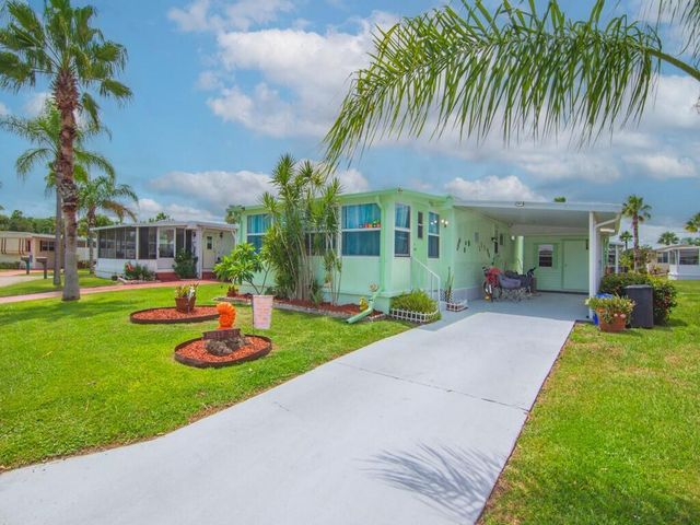 9 SE Kassaba Lane, Port St Lucie, FL 34952