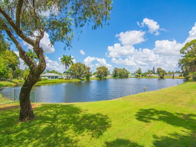 9 SE Kassaba Lane, Port St Lucie, FL 34952