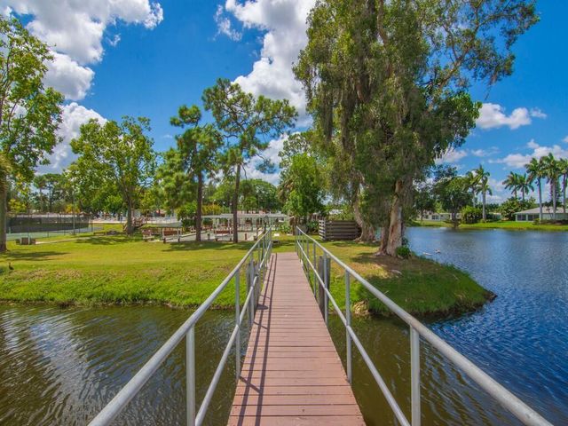 9 SE Kassaba Lane, Port St Lucie, FL 34952