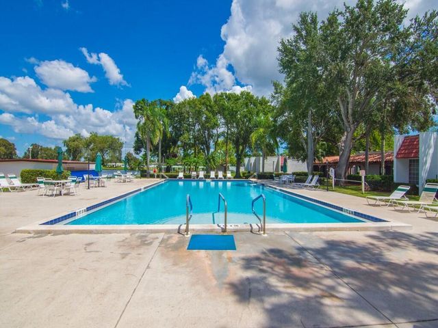 9 SE Kassaba Lane, Port St Lucie, FL 34952