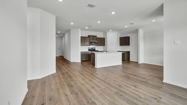 3306 Charleston Drive, Ennis, TX 75119