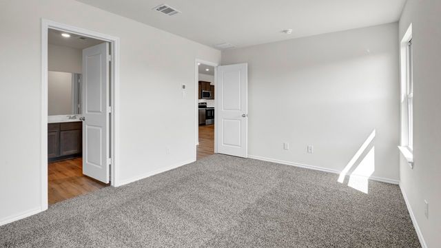 3306 Charleston Drive, Ennis, TX 75119