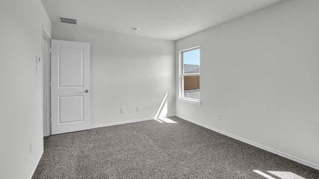 3306 Charleston Drive, Ennis, TX 75119