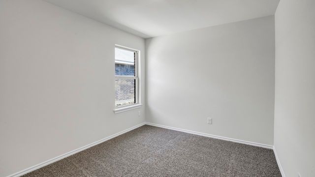 3306 Charleston Drive, Ennis, TX 75119