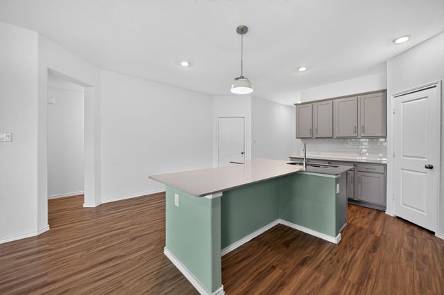 128 Konik RD, Georgetown, TX 78626
