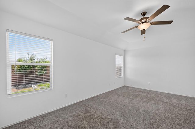 128 Konik RD, Georgetown, TX 78626