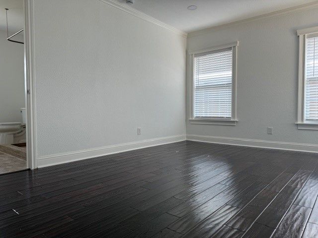 9942 Mixon Drive, Dallas, TX 75220