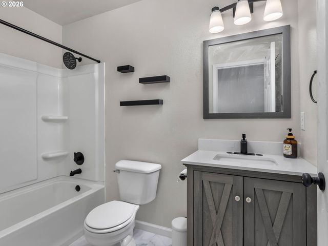 19108 WELLESLEY Ave, Sandy, OR 97055