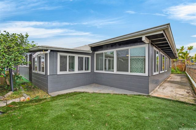 2349 Akalakala Street, Pearl City, HI 96782