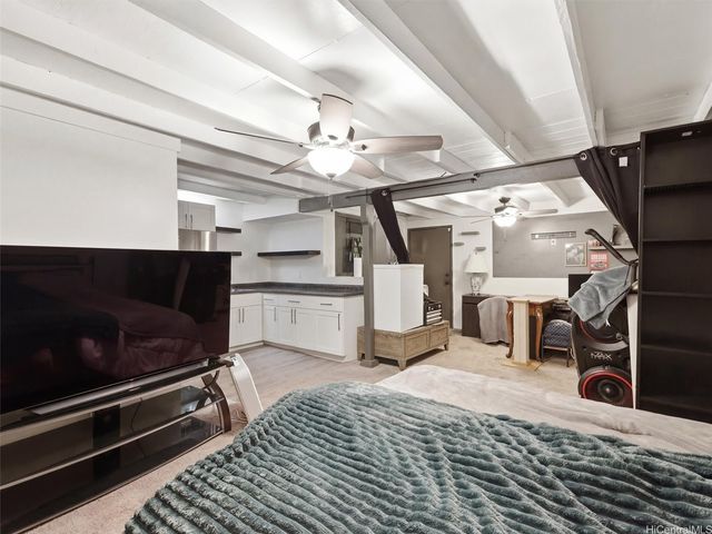 2349 Akalakala Street, Pearl City, HI 96782