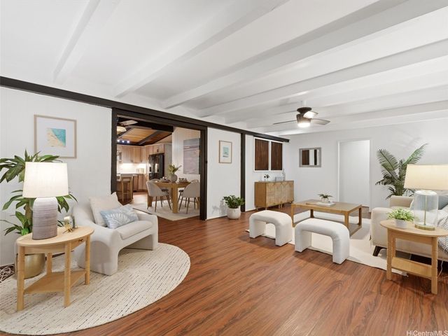 2349 Akalakala Street, Pearl City, HI 96782