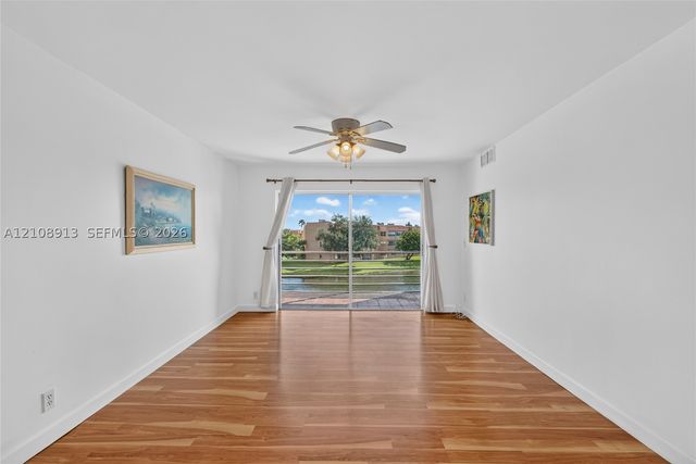 9900 Sunrise Lakes Blvd 308, Sunrise, FL 33322