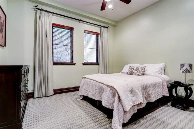 853 6th, Manhattan Beach, CA 90266