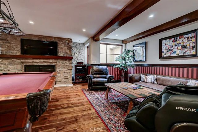 853 6th, Manhattan Beach, CA 90266